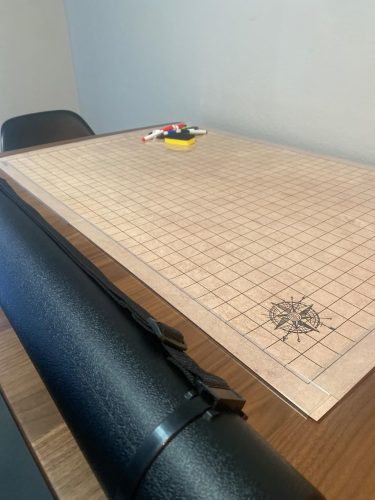 customizable-4-panel-dm-screen-dry-erase photo review